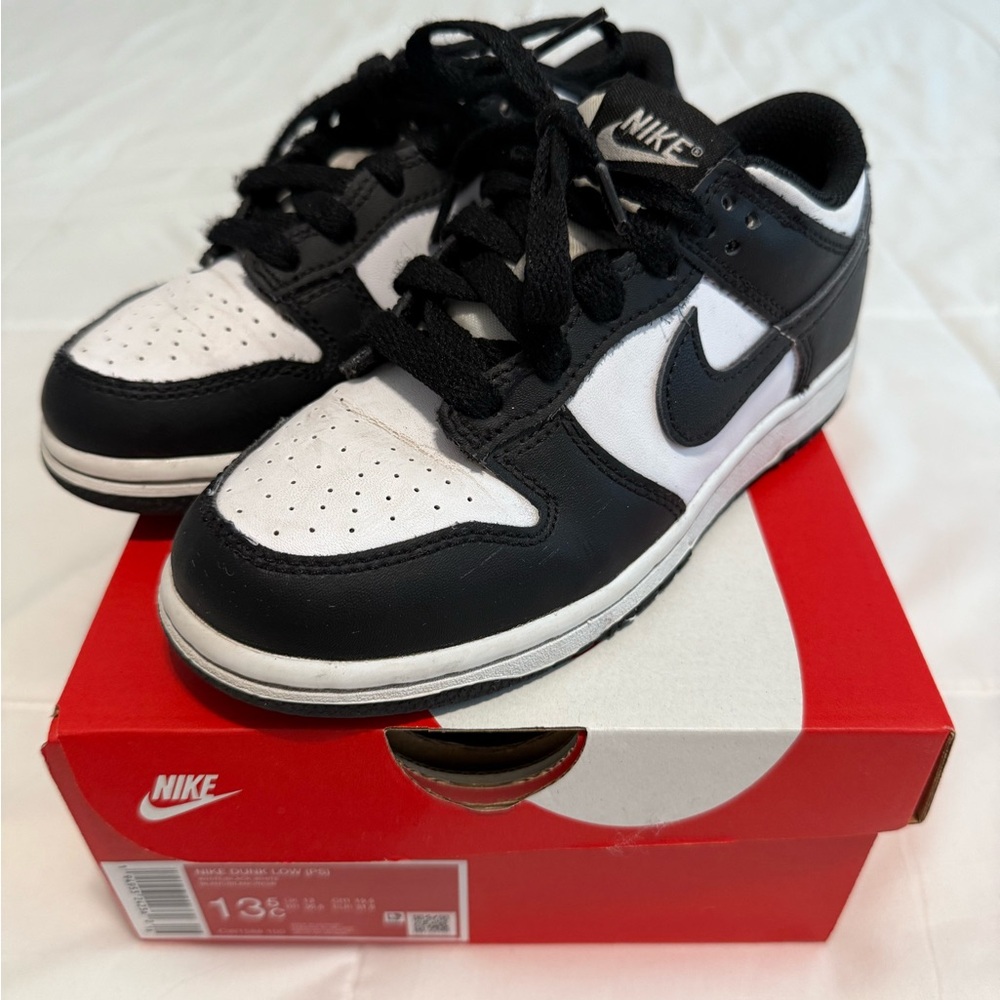 Nike Dunk Low Panda Little Kids Sneakers